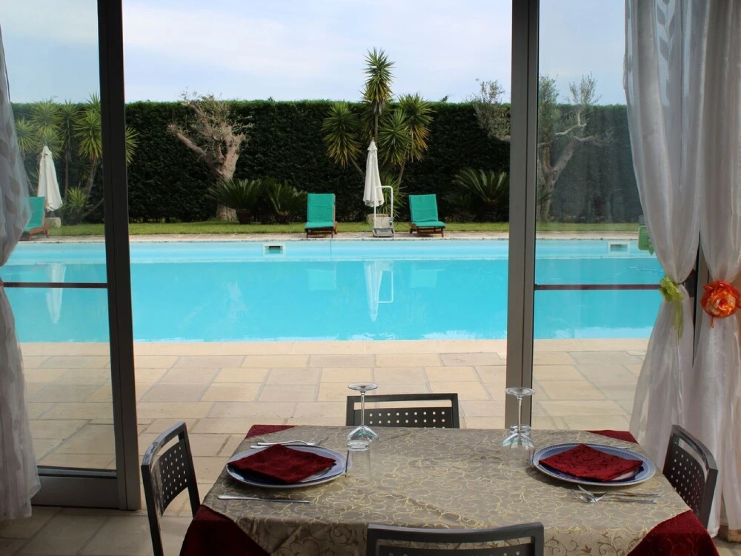 Secluded Holiday Home in Matino With Swimming Pool