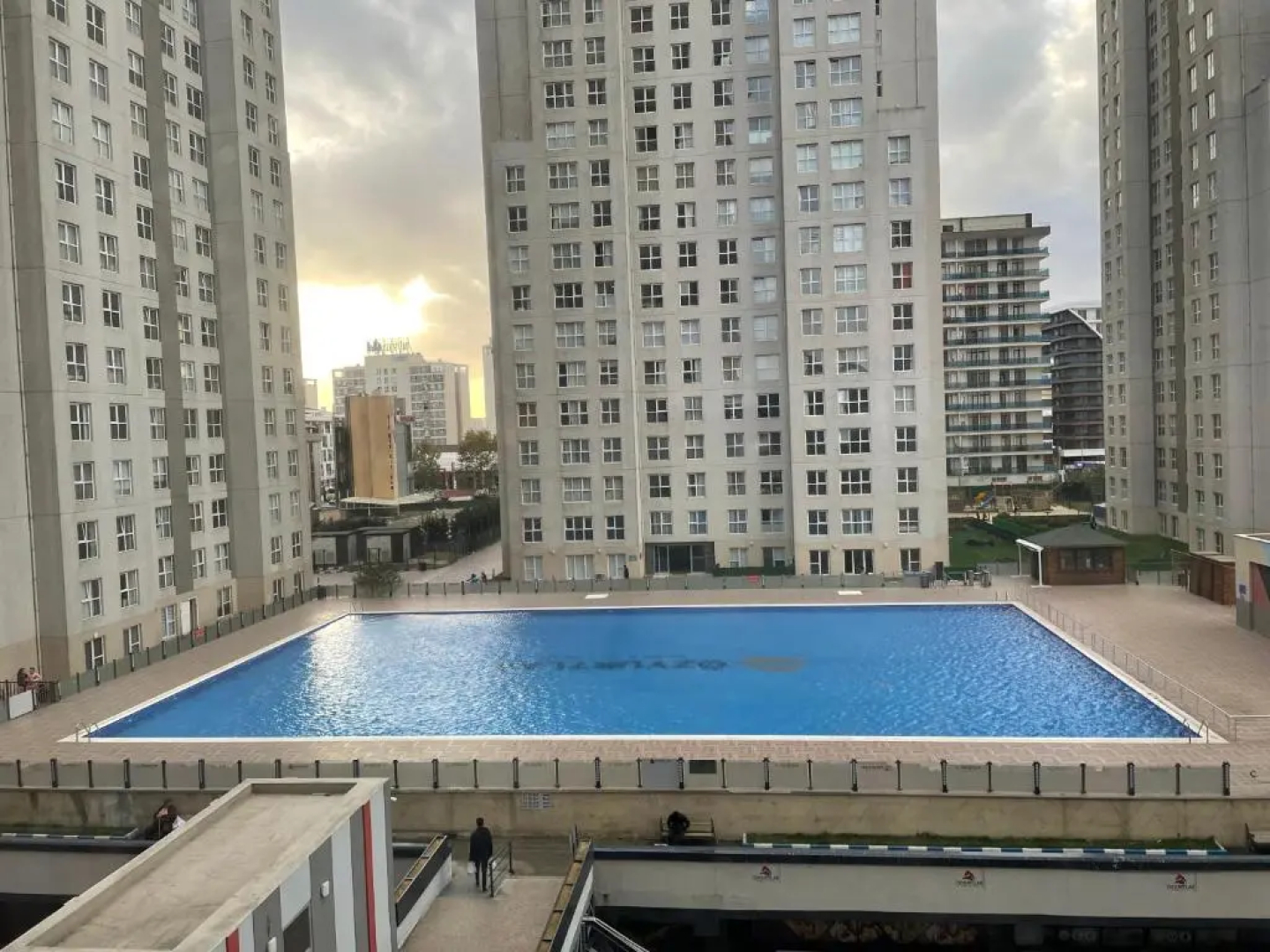 Agora Royal Residence