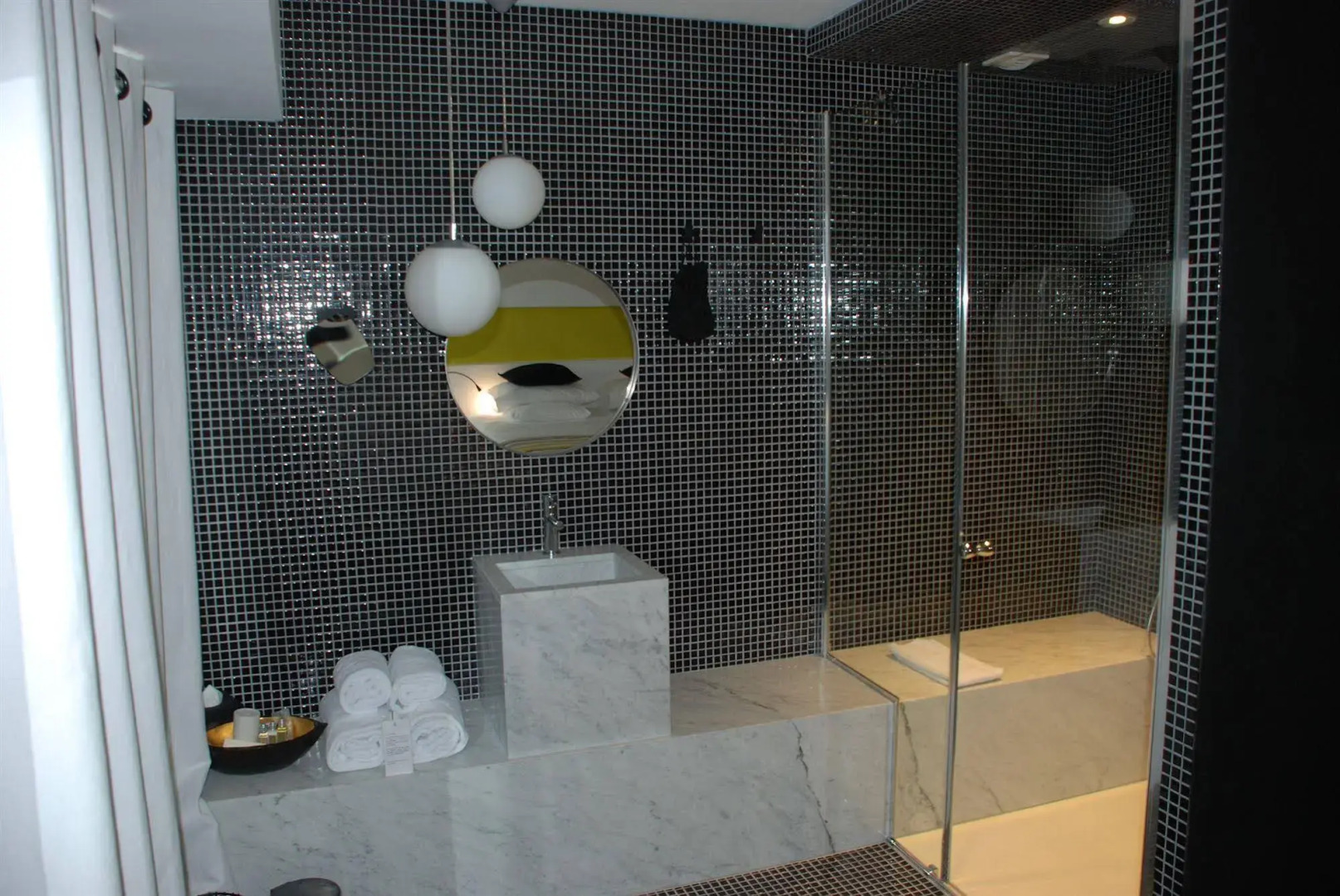 Pont Levis Hôtel By Franck Putelat