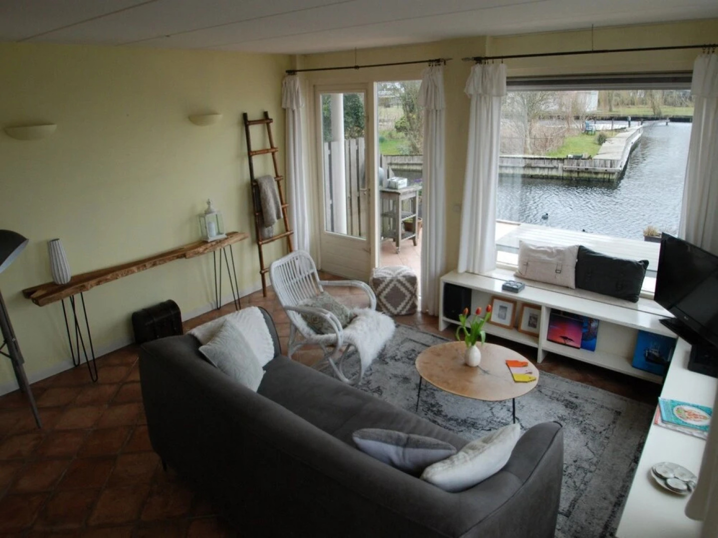 Lakeside Amsterdam Getaway