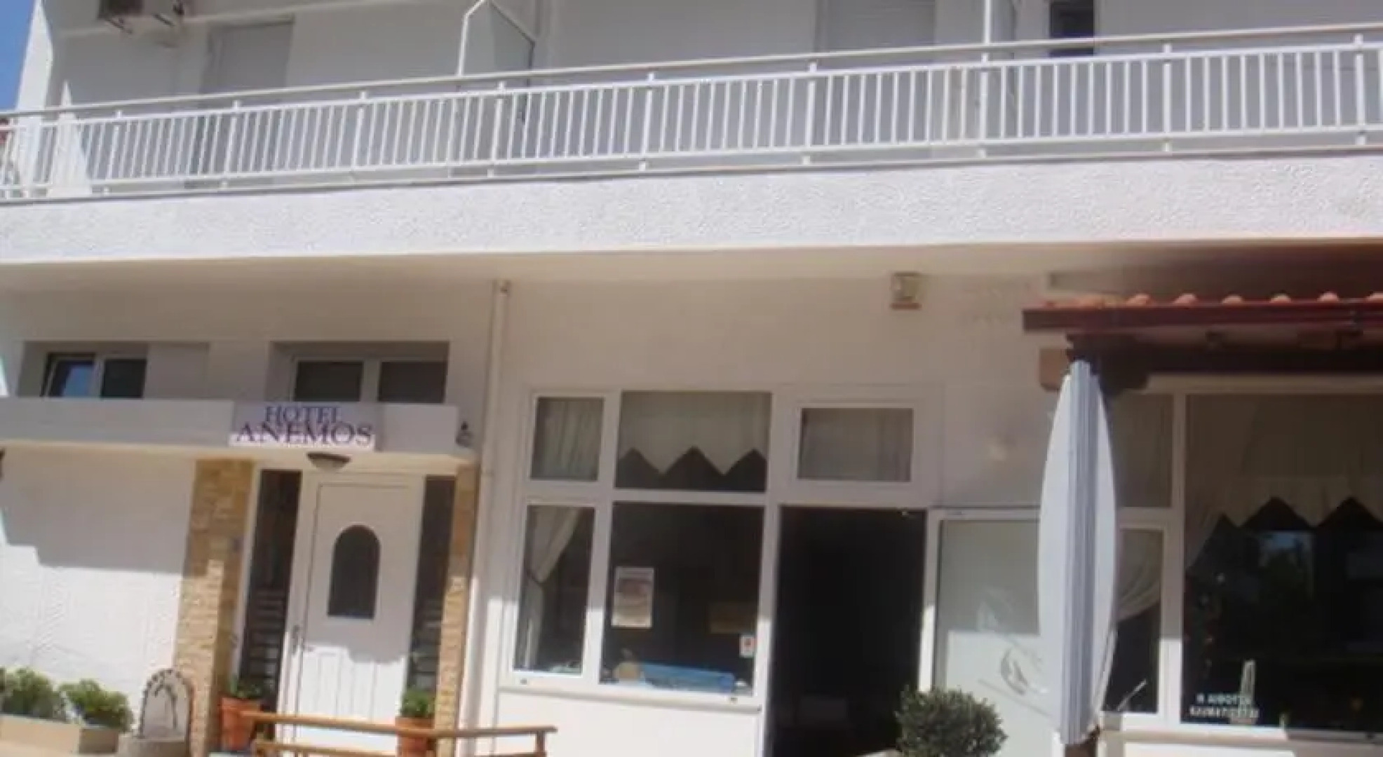 Hotel Anemos