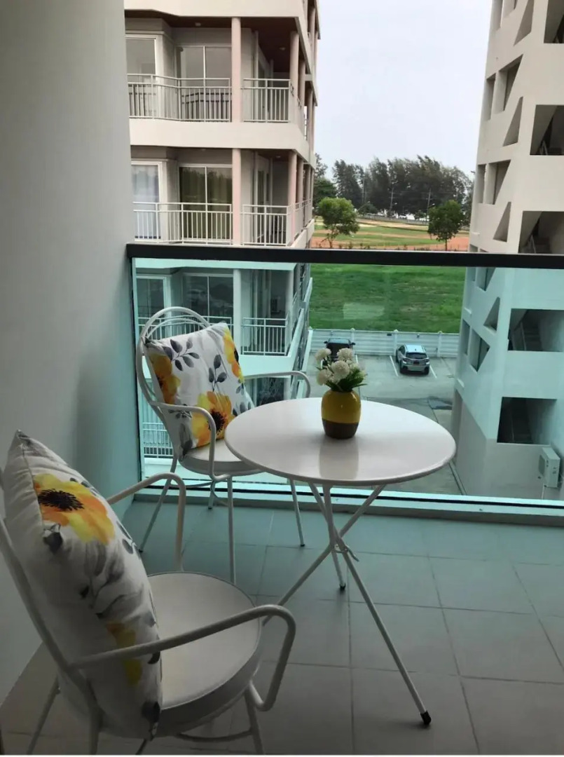 Grandblue condominium Room401 LeamMae phim Beach