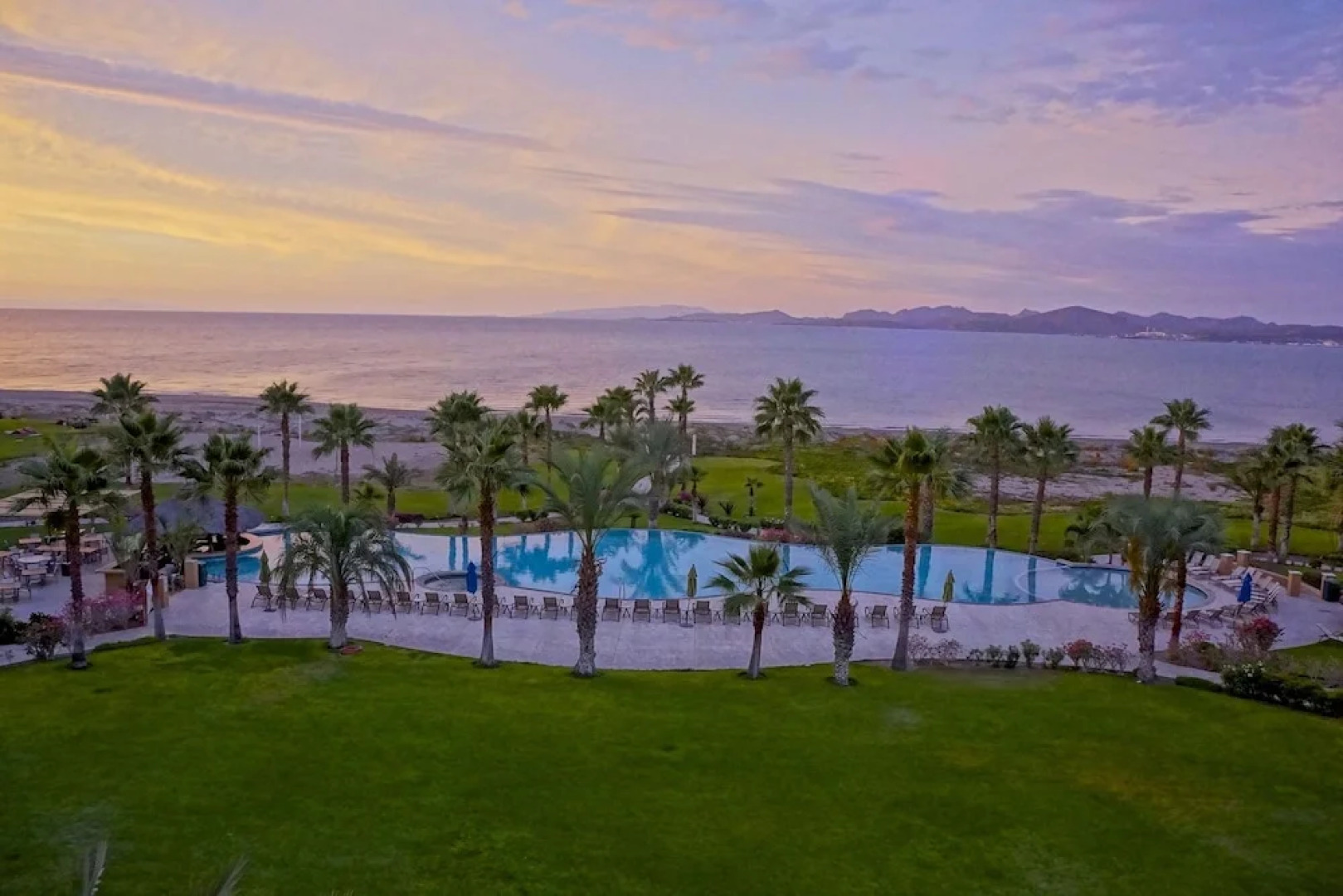 Paraiso Del Mar Resort F304 3 Bed by Casago