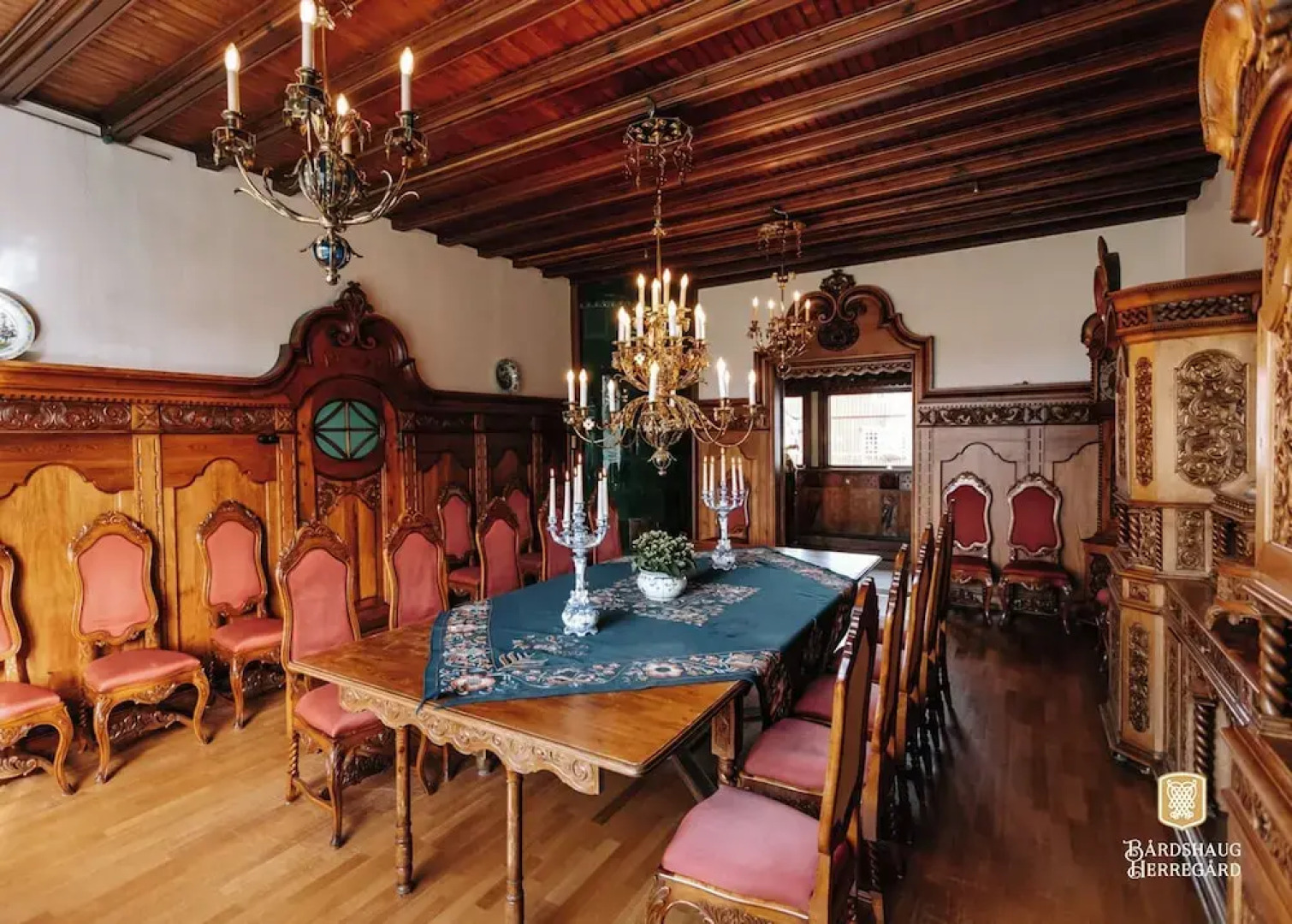 Bårdshaug Herregård