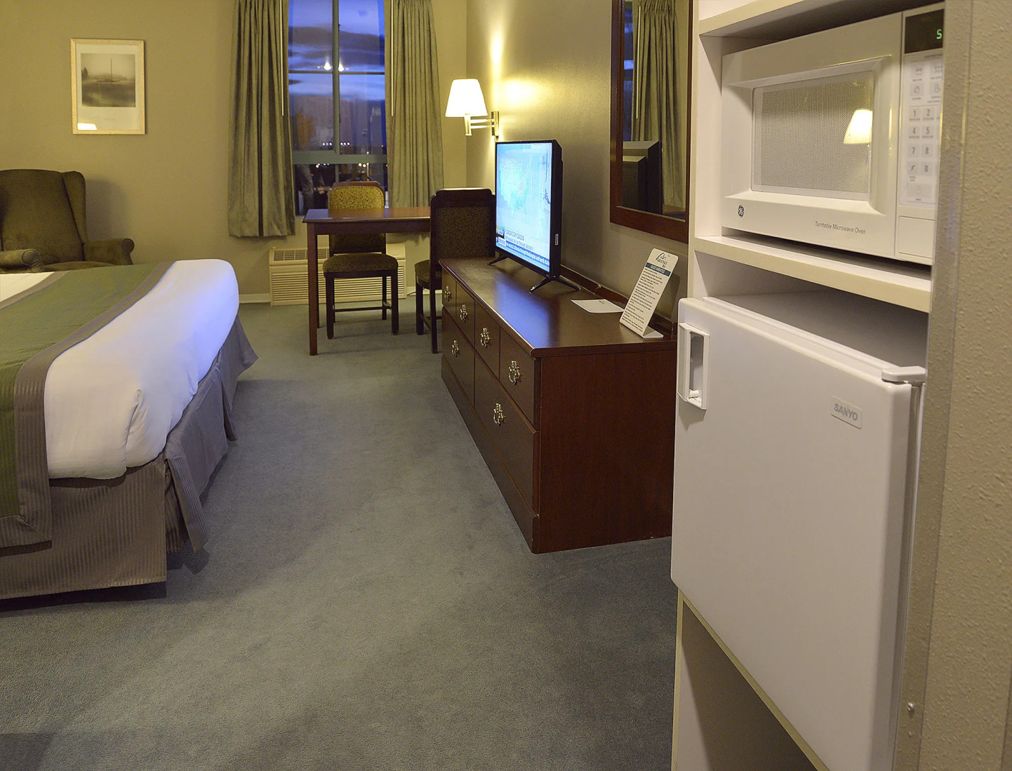 The Great Falls Inn by Riversage