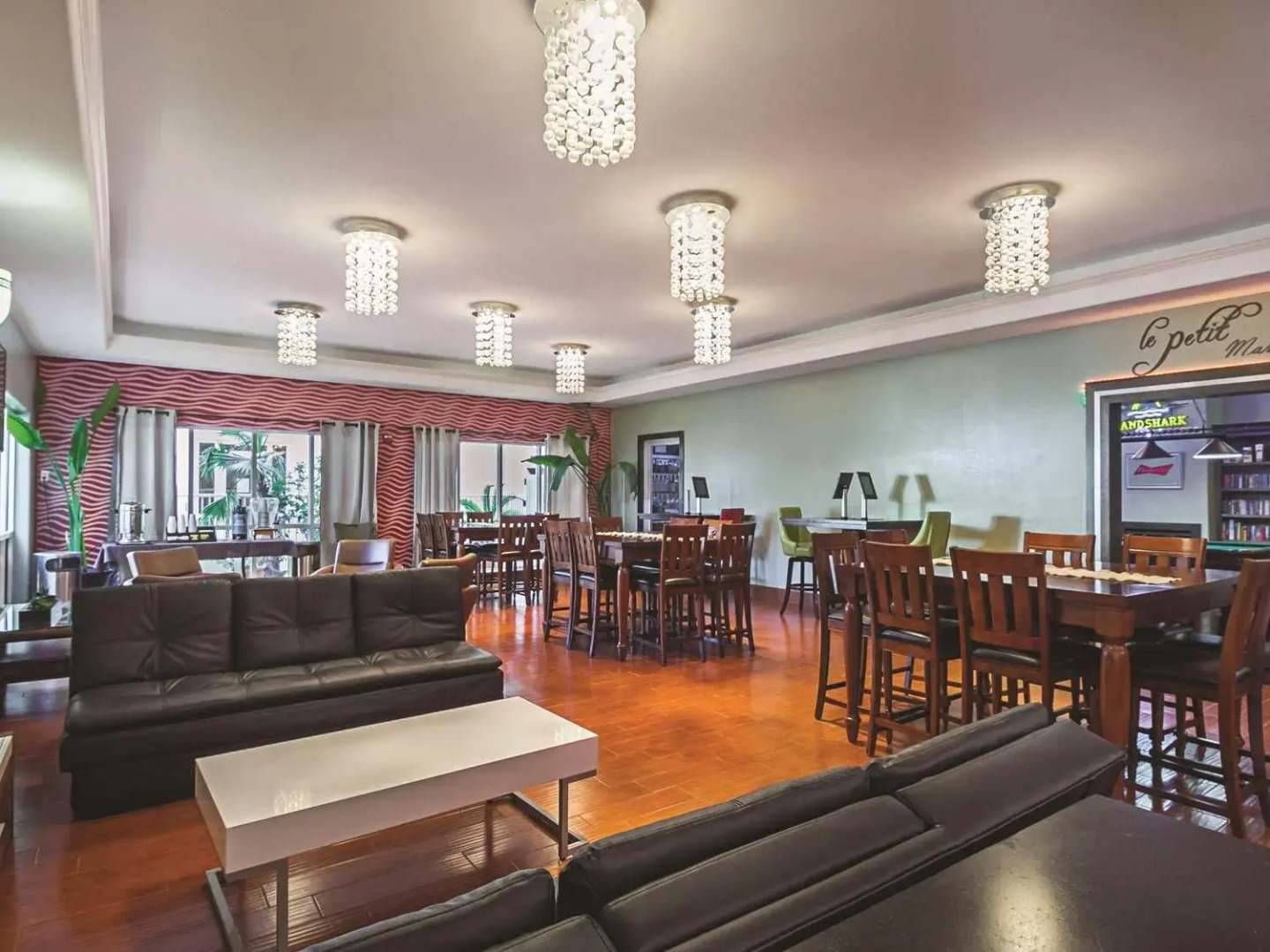 La Quinta Inn & Suites by Wyndham South Padre Island Beach