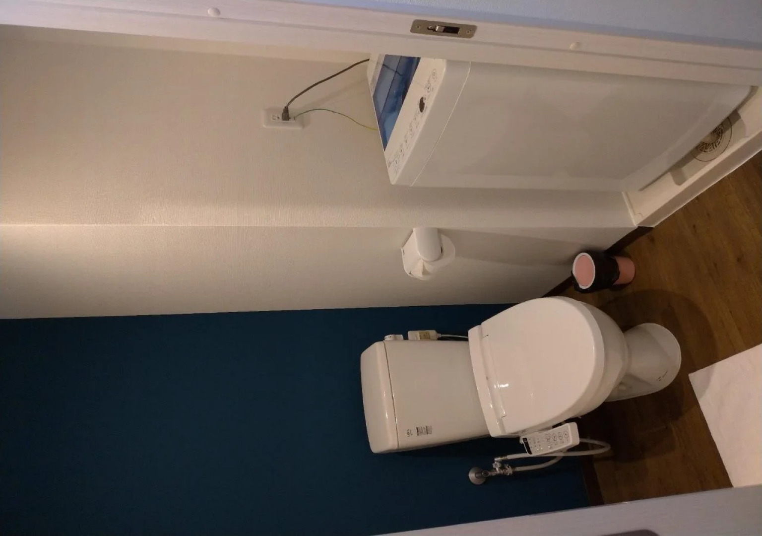 Mr.KINJO inn in front of Children Medical Care Center