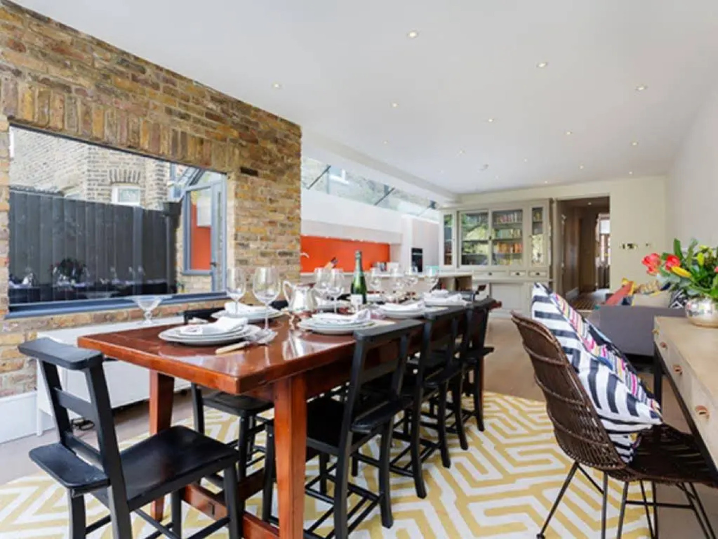 House Harvist Road -Queens Park