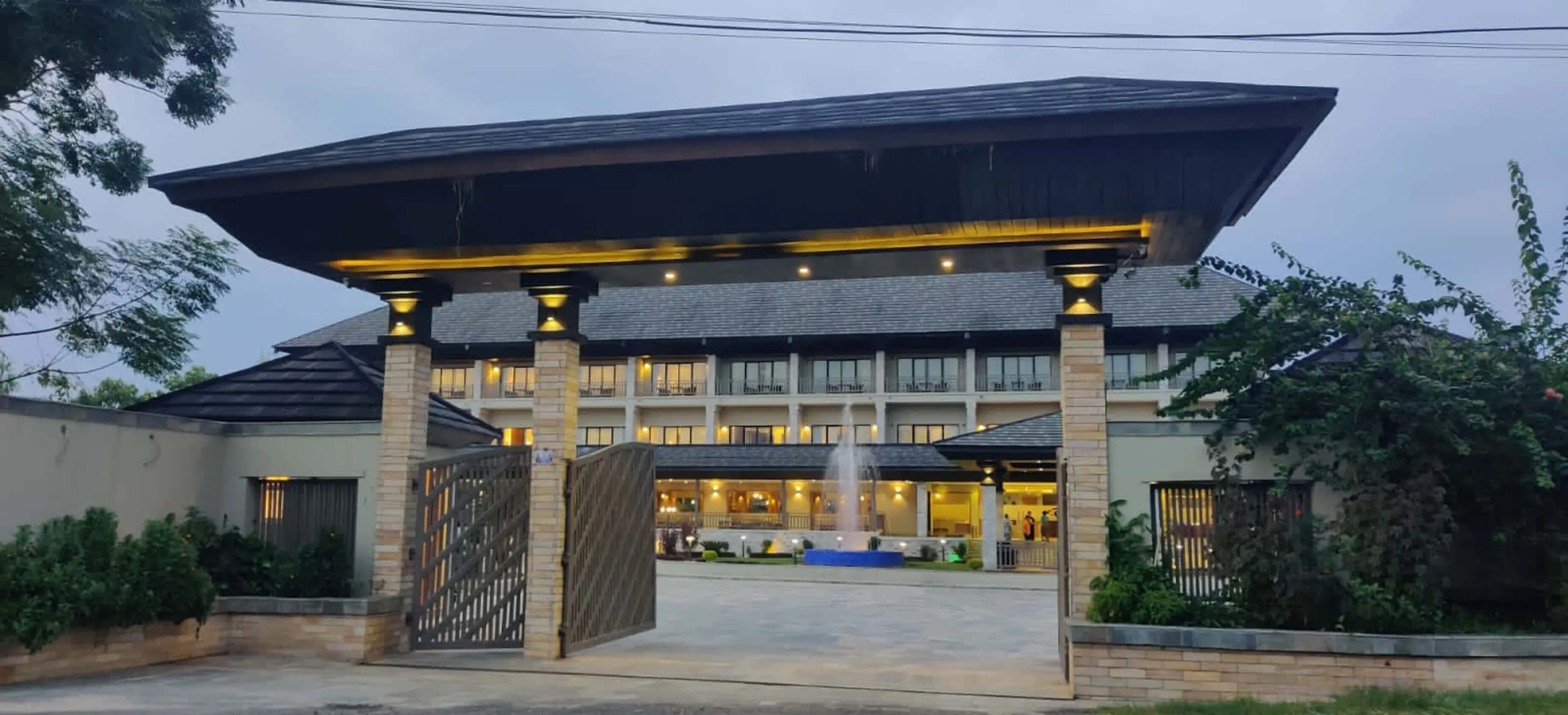 Soaltee Westend Premier