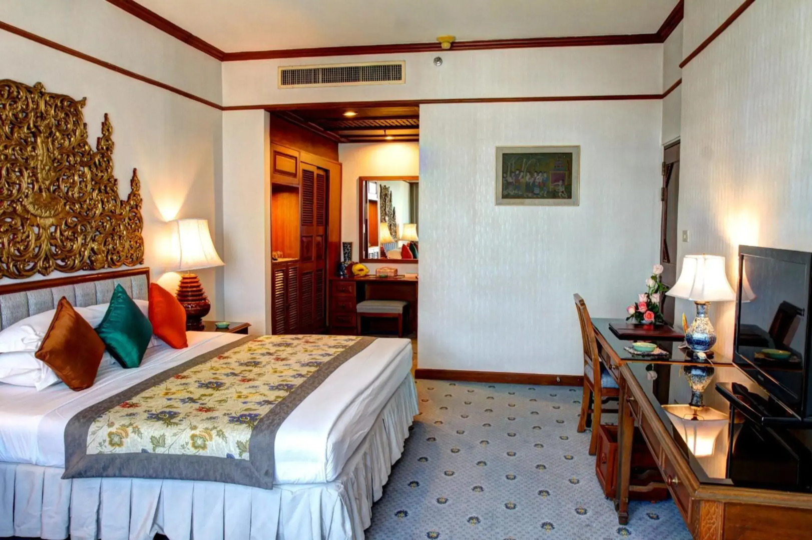 The Empress Hotel Chiang Mai