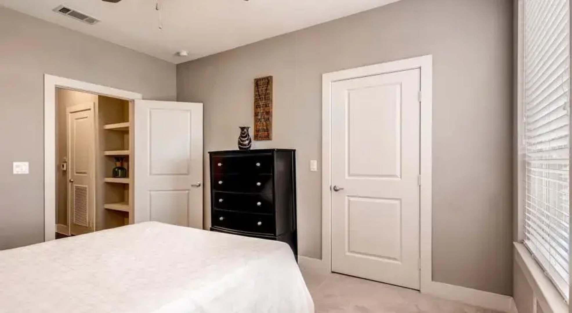 Amli Riverfront Park by Stay Alfred