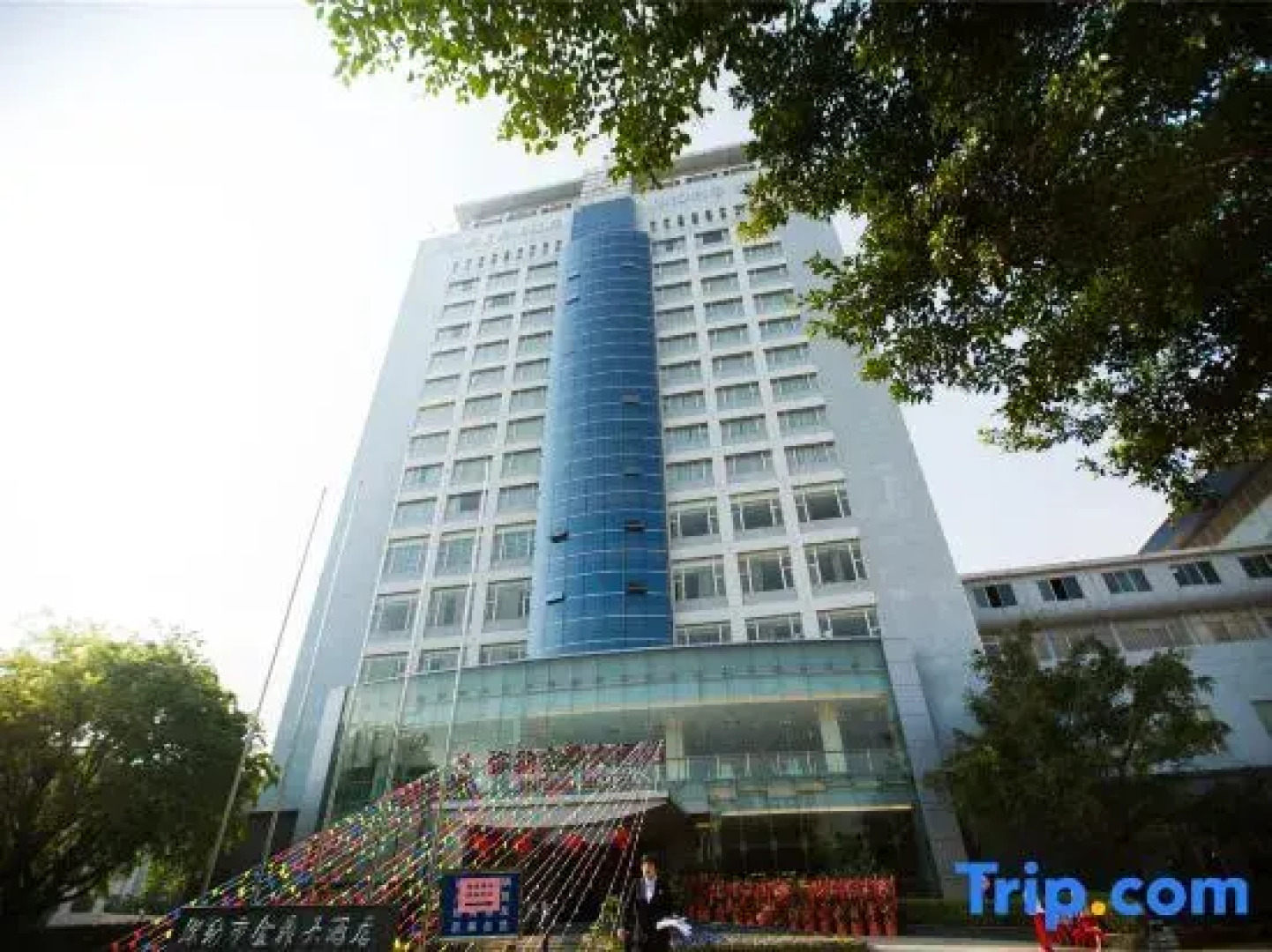 Jinding Hotel Mile