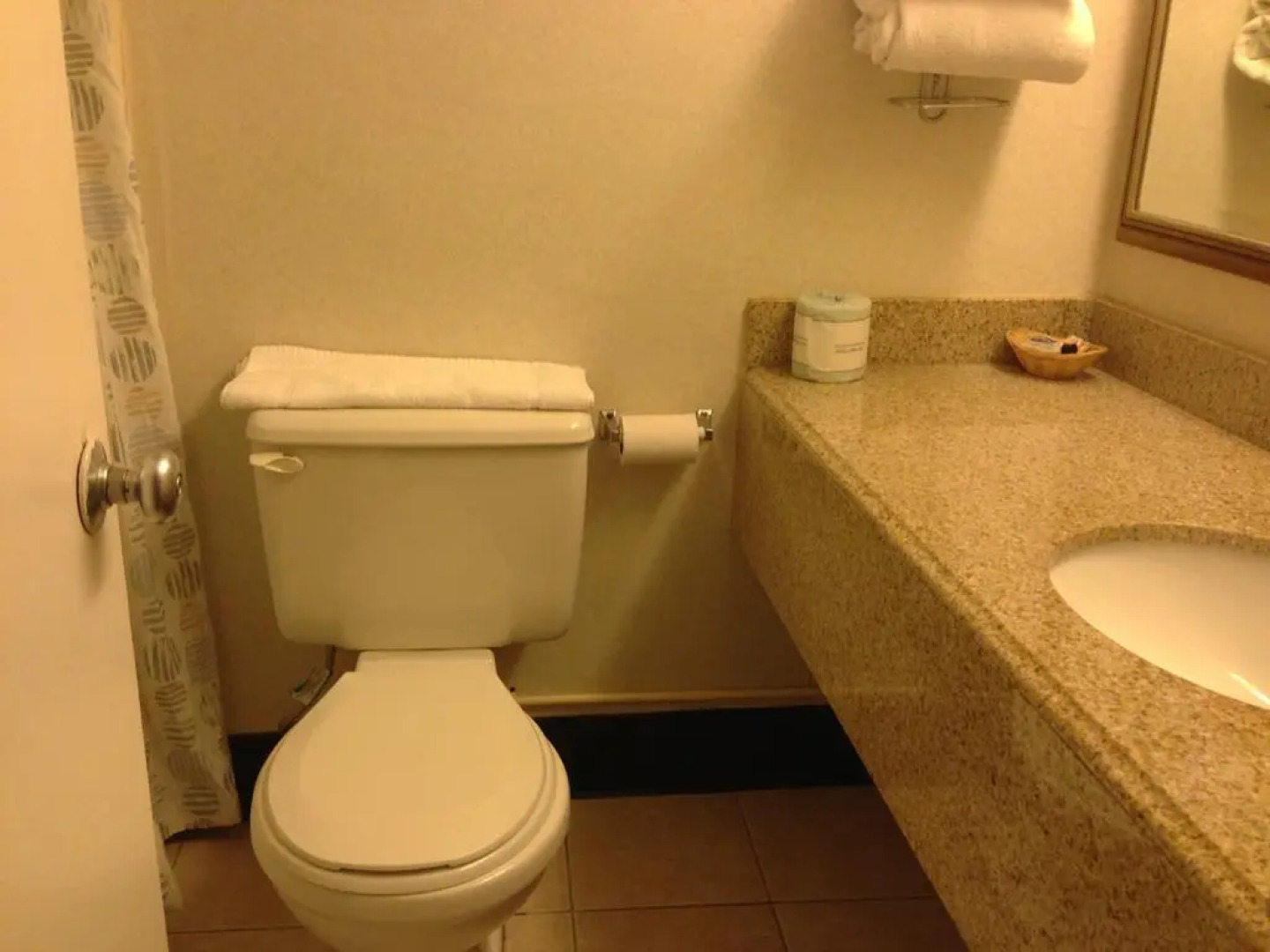 Village Inn Annapolis MD