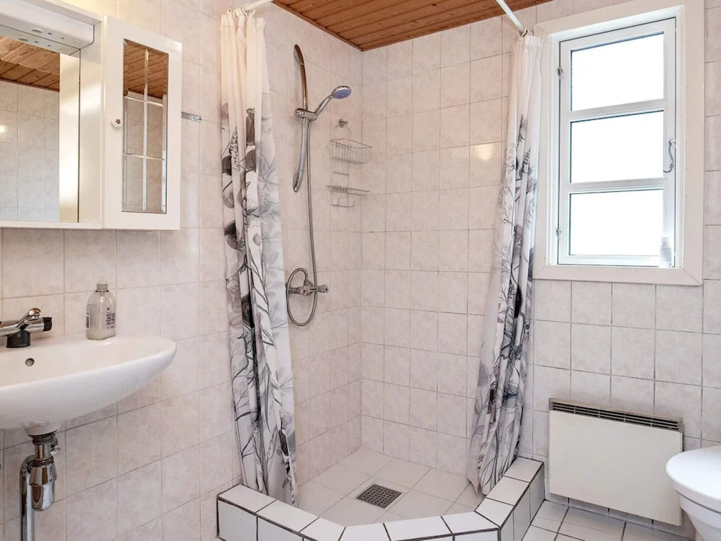 8 Person Holiday Home in Rodby