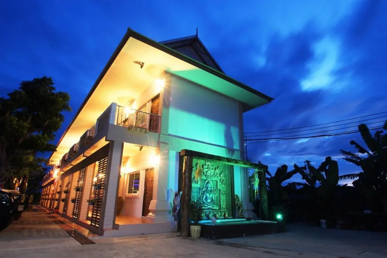 Montharntham Resort Ruknailuang