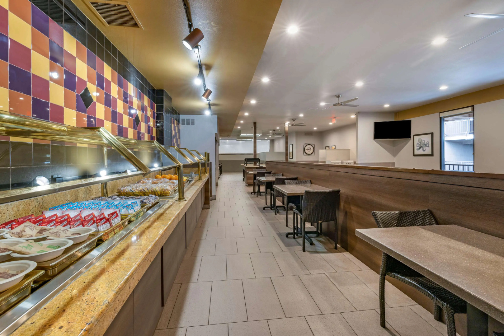 Best Western Plus Park Place Inn - Mini Suites