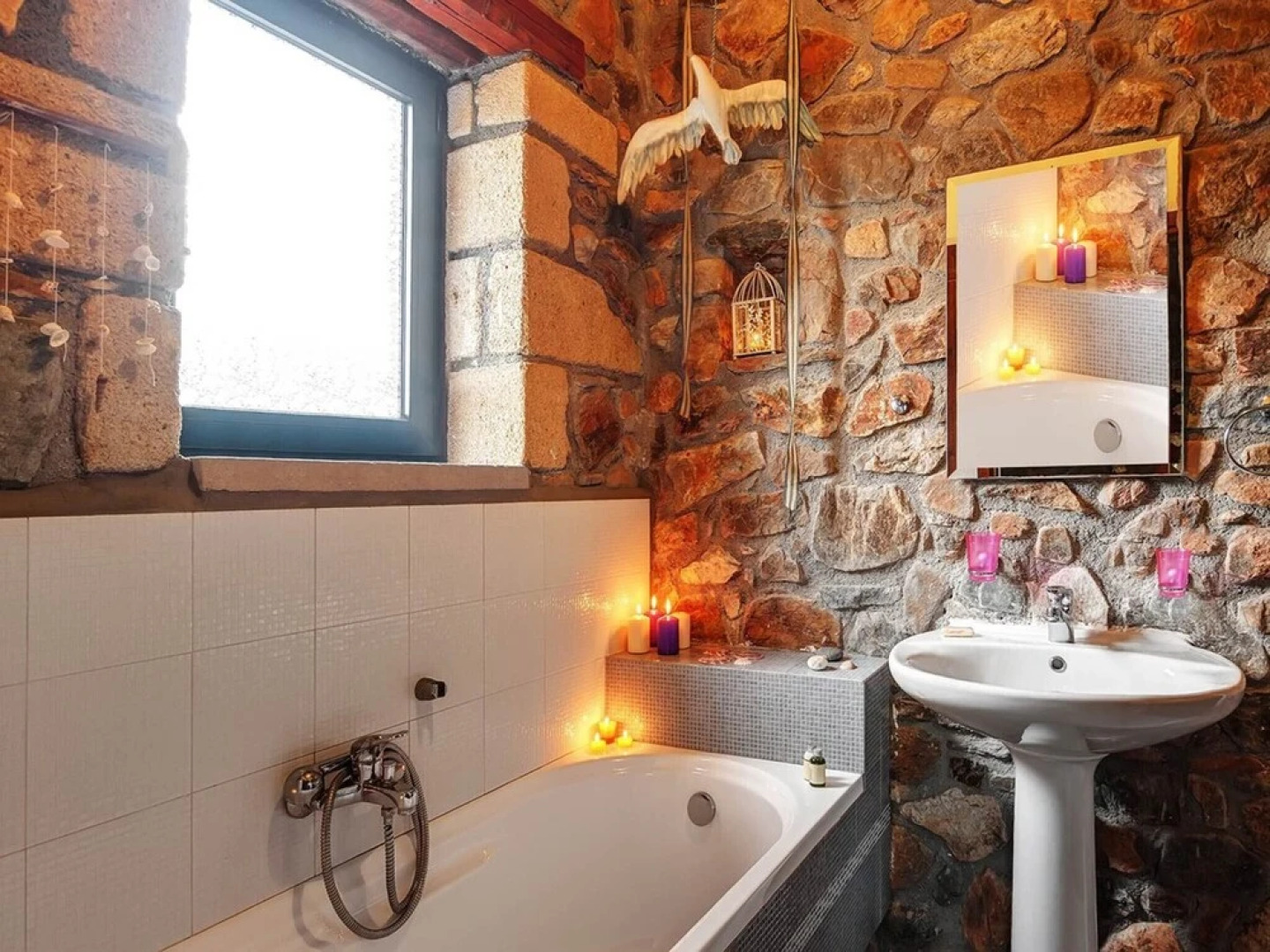 Villa Kimothoe is a Luxury Villa. It Overlooks Livadia bay on the Western Crete