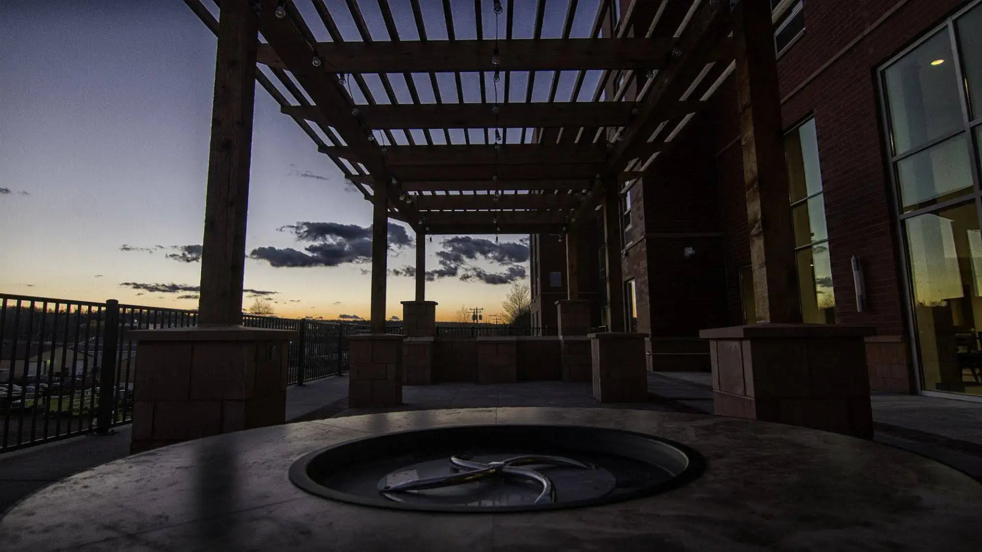 Staybridge Suites Marquette by IHG