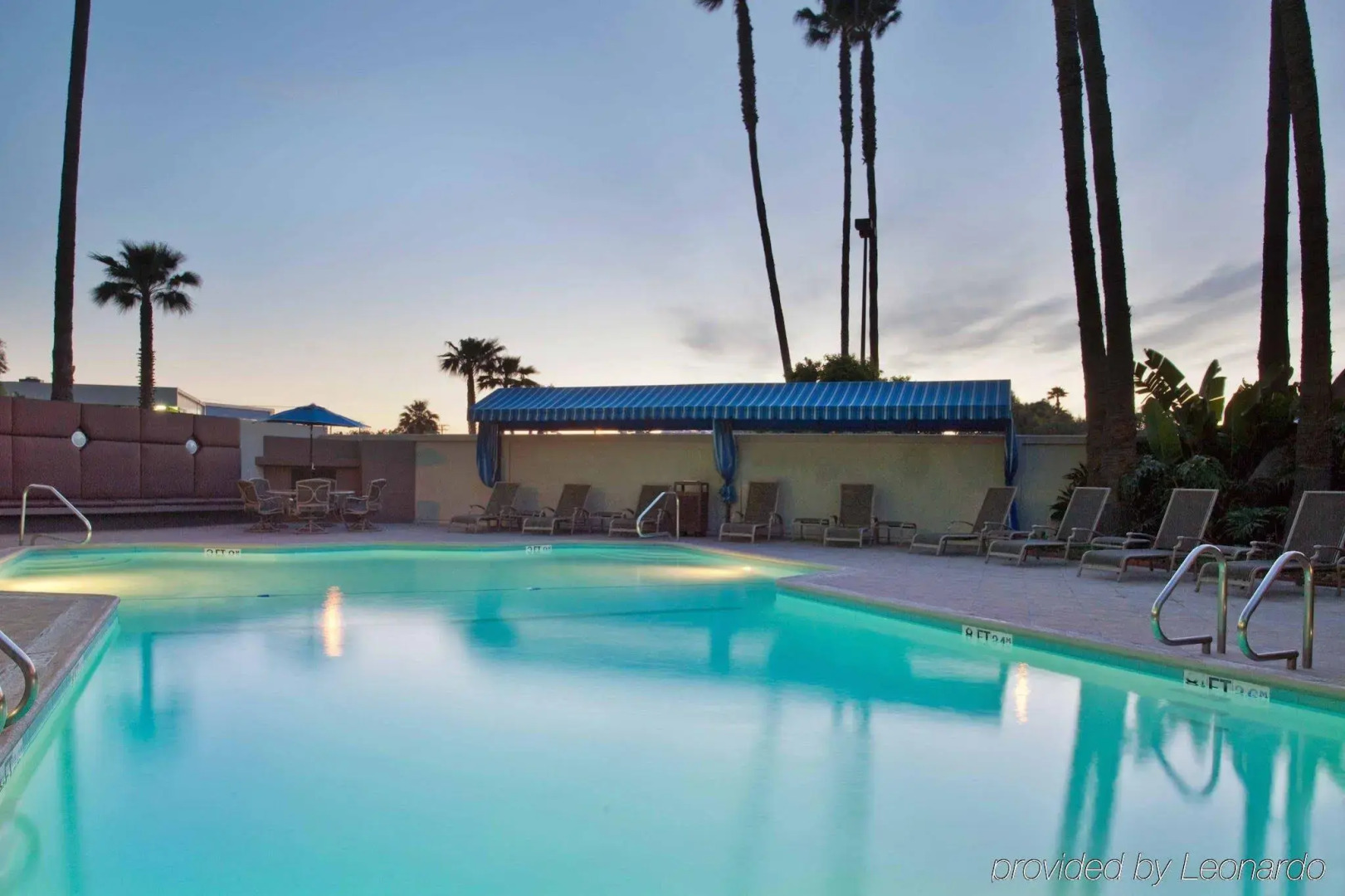 Holiday Inn Long Beach Airport Hotel and Conference Center by IHG