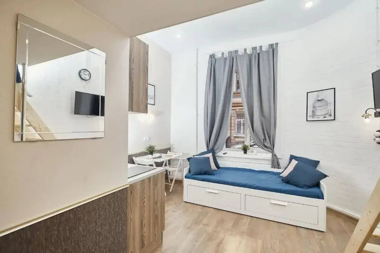 Апартаменты «TakeRoom Шпалерная»