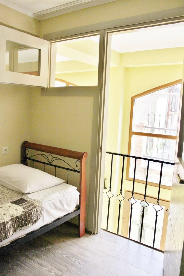 Гостиница Red Fox Guesthouse