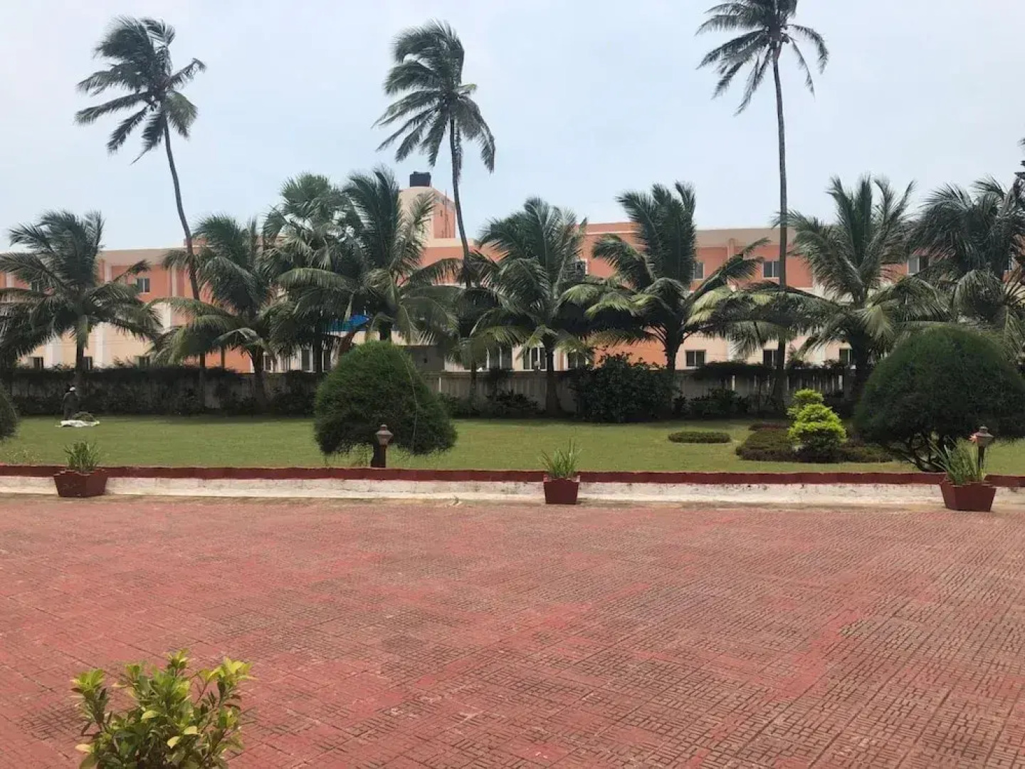 OYO 3010 Chanakya BNR Hotel