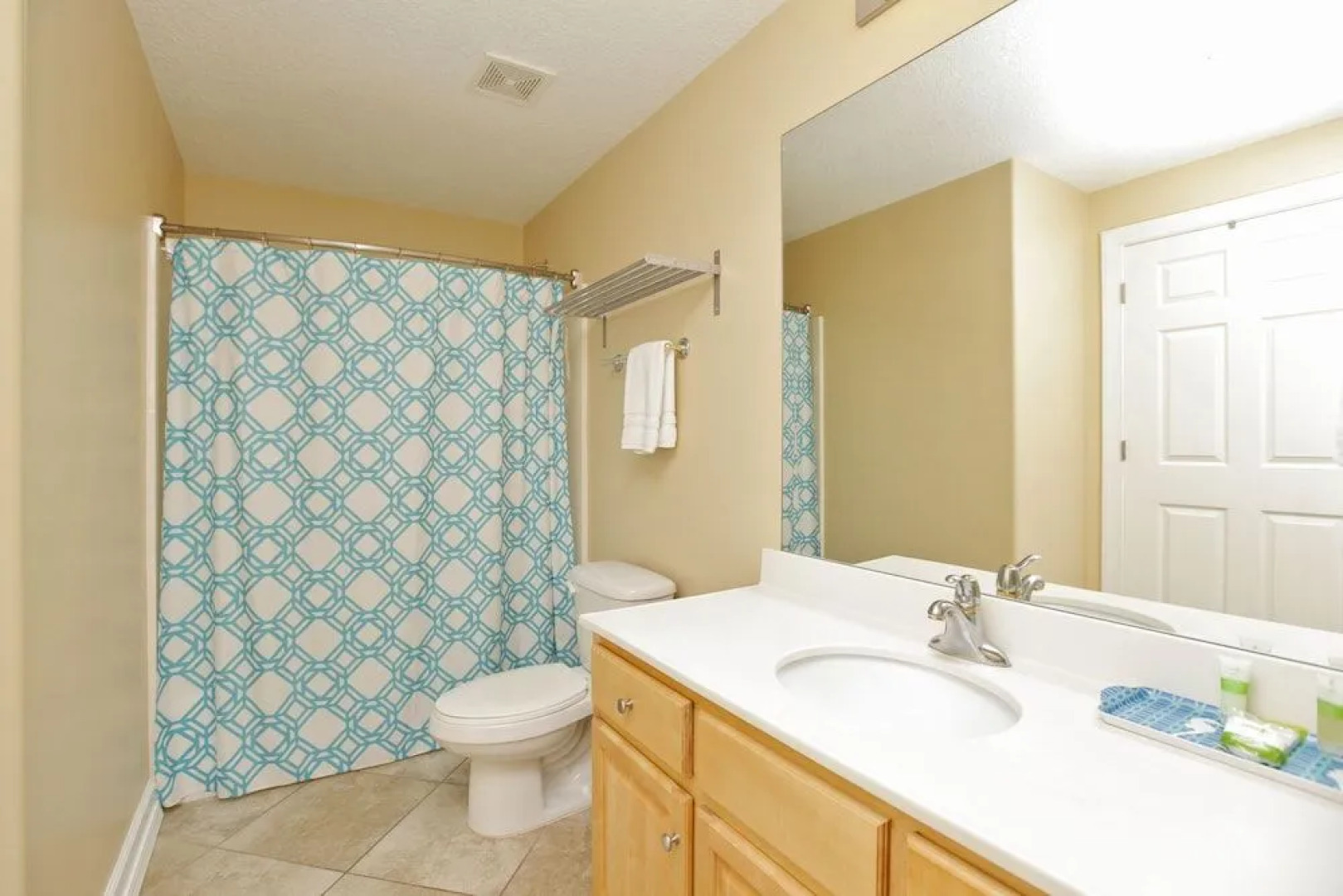 Tropic Winds Condominium