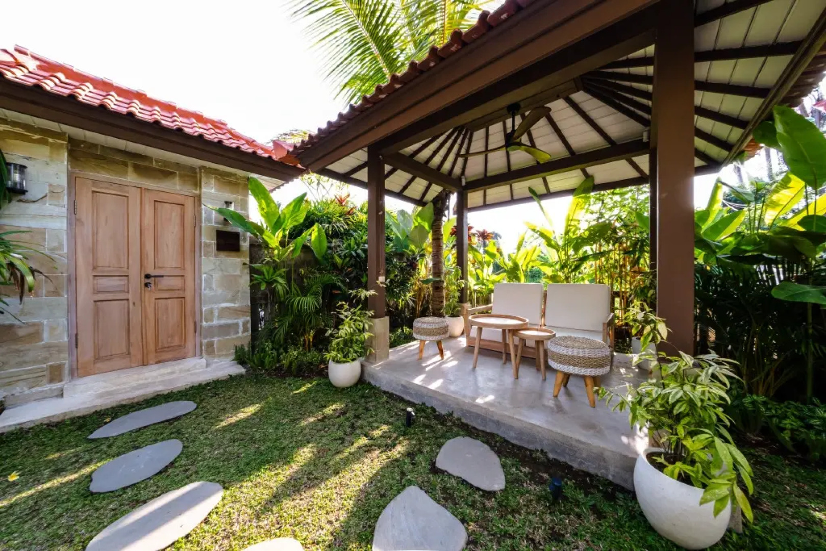 Nyaman Villas by EVDEkimi - Romantic escape among rice fields with Pool, Terrace