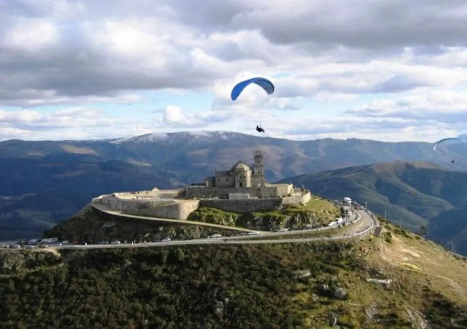 Casa do Tanque Camélias de Basto