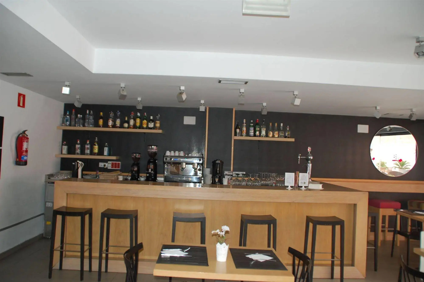 Eco Alcala Suites
