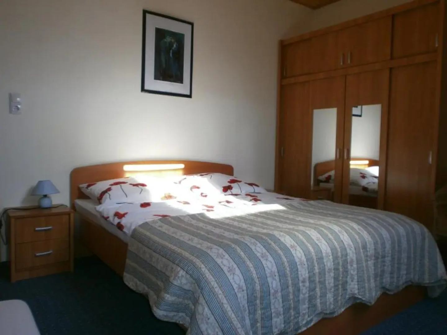 Fehér Rózsa Apartman