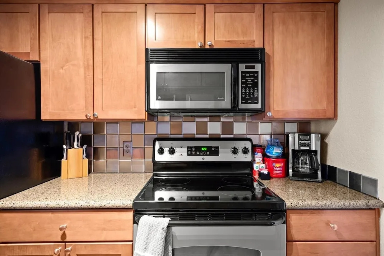 100 @ Bell Rock Condo- Supai 2 Bedroom Condo by RedAwning