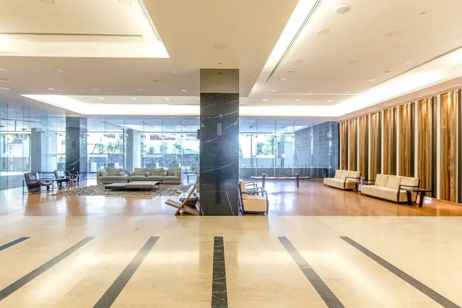 Rex Ollie at The Elements Ampang