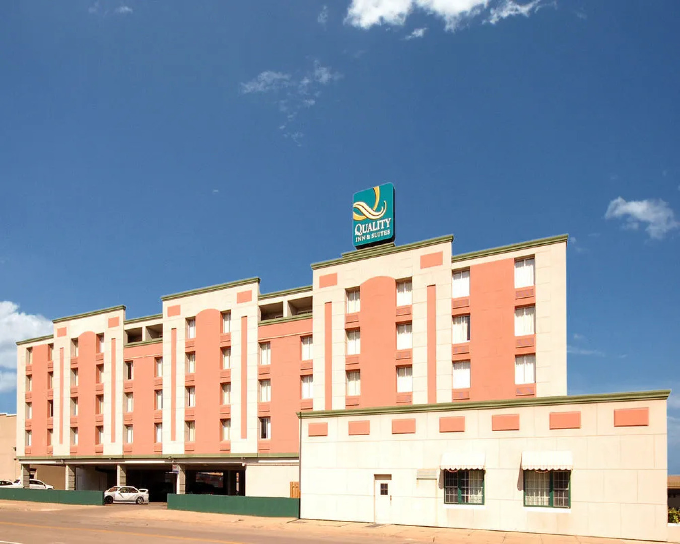 Quality Inn & Suites