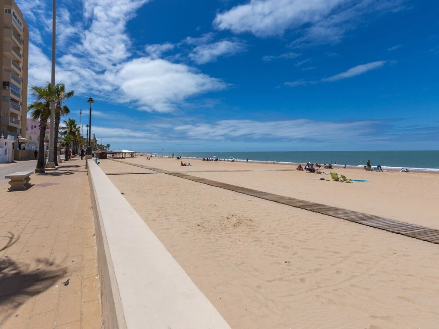 Charming Apartment in Chipiona Near Lighthouse