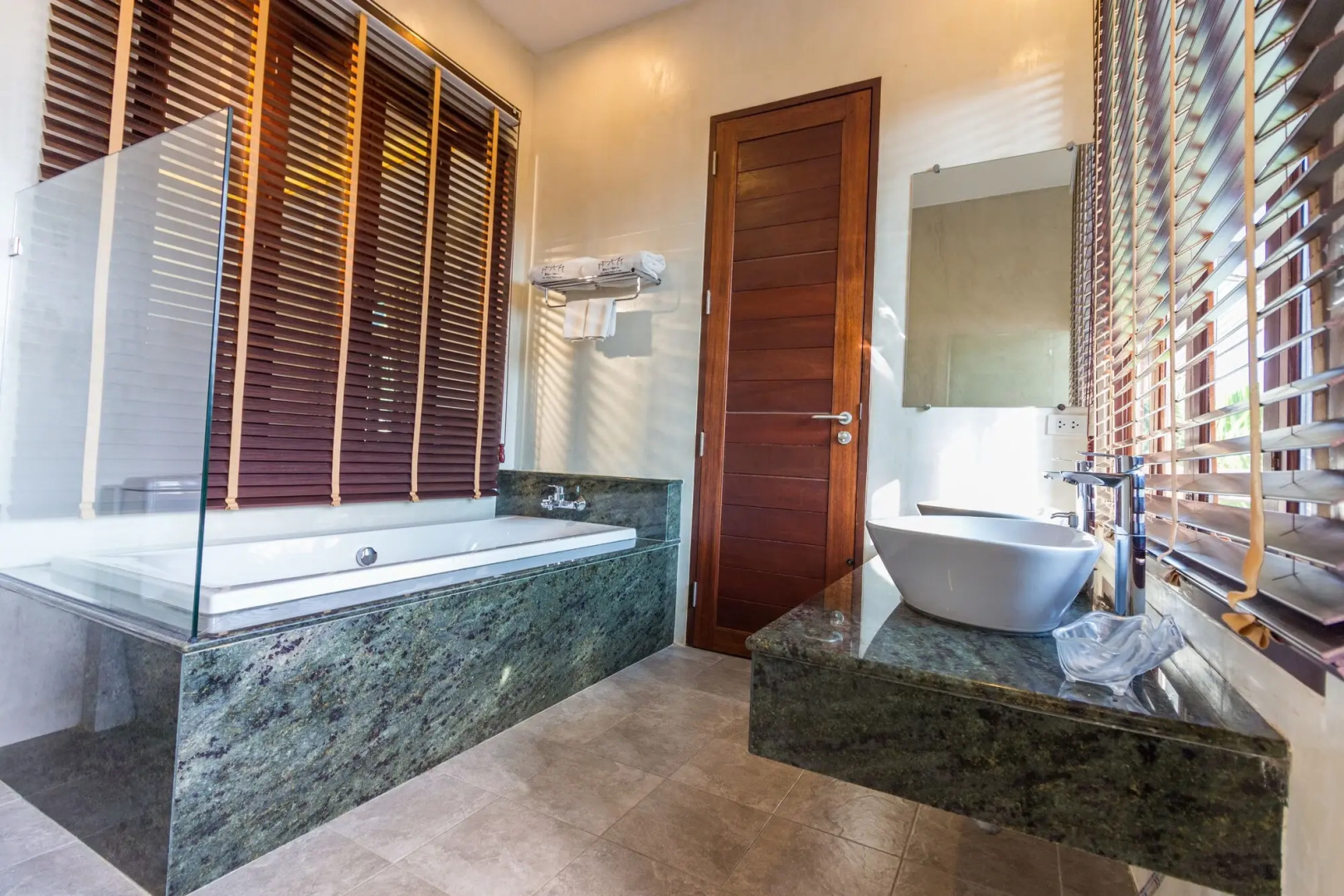 Bhu Tarn Koh Chang Resort and Spa