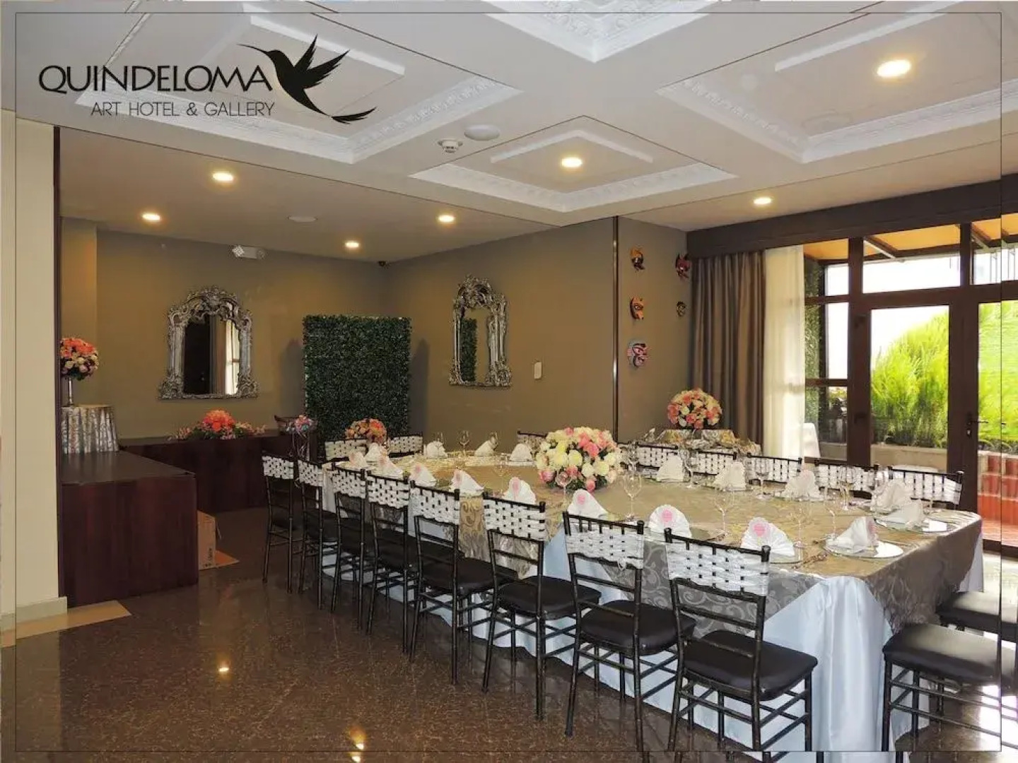 Quindeloma Art Hotel And Gallery