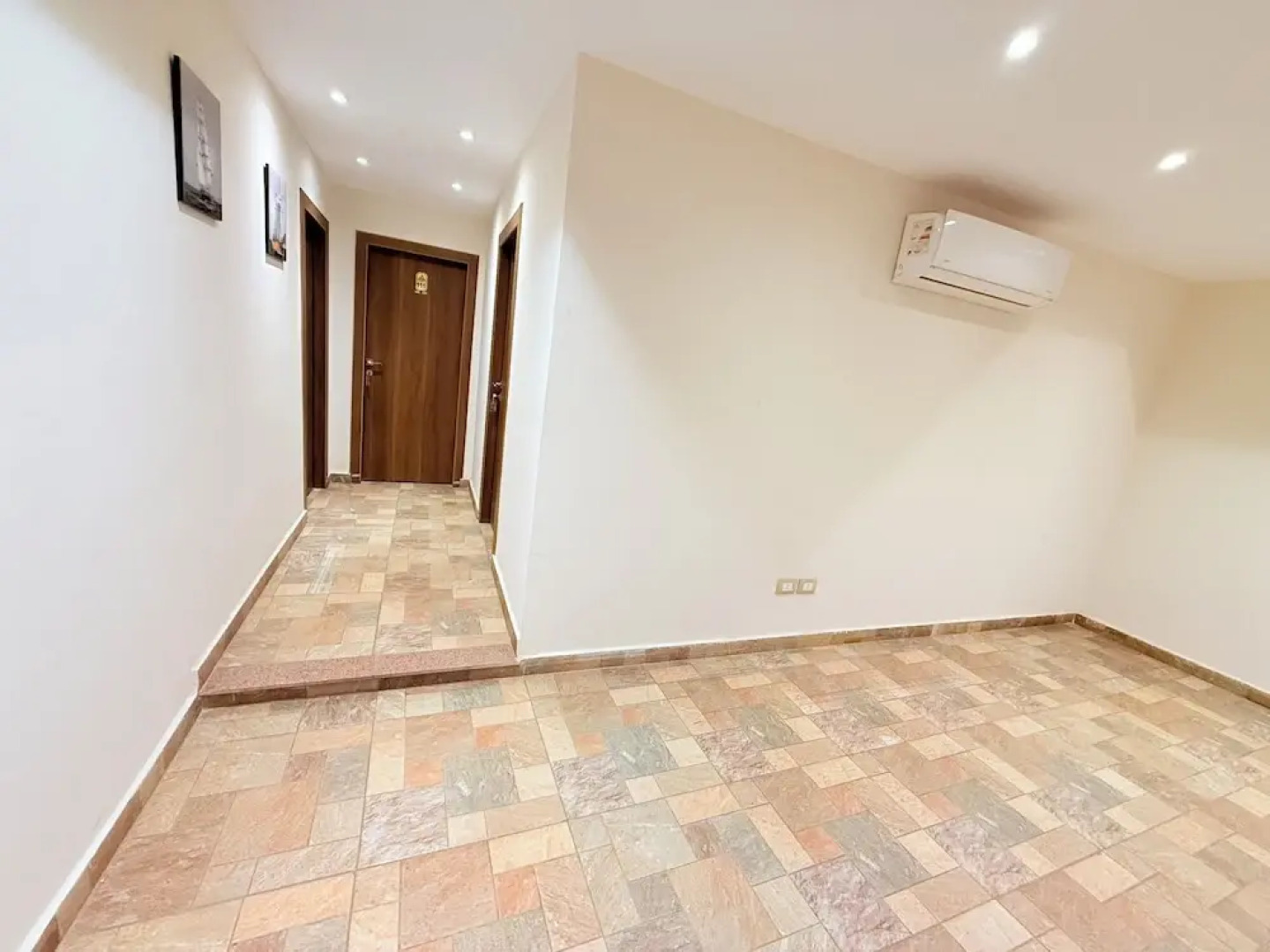 King Khafren View INN