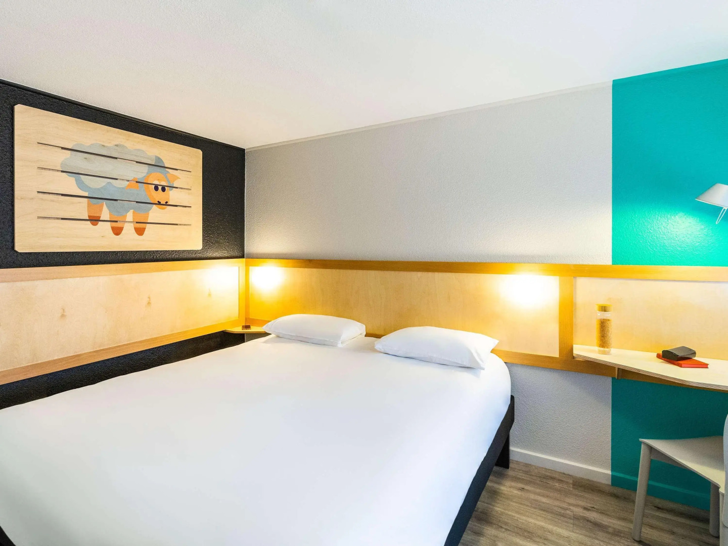 Greet Hotel Angouleme