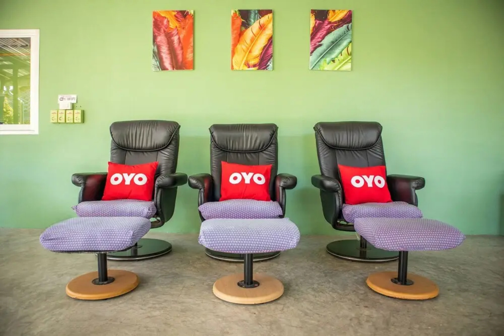 OYO 617 Tira Hostel chalong Phuket