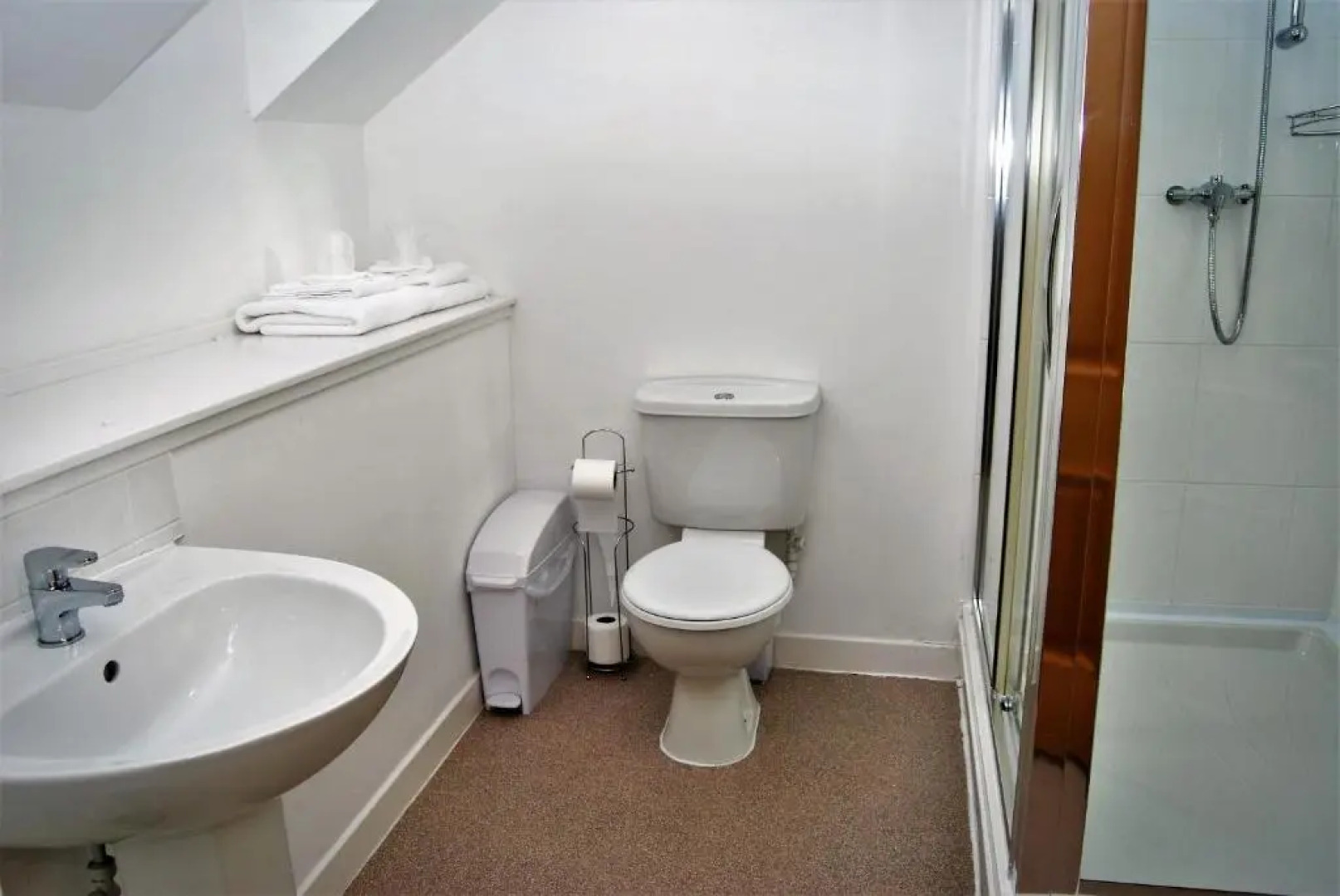 The Old SchoolHouse Hotel