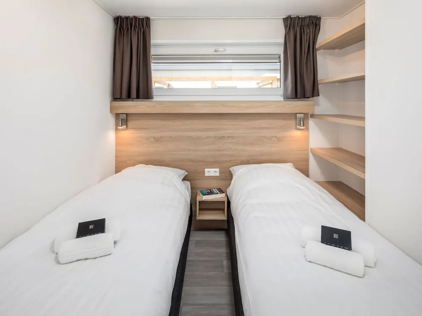 Villa in Nieuwvliet Near Beach Resort