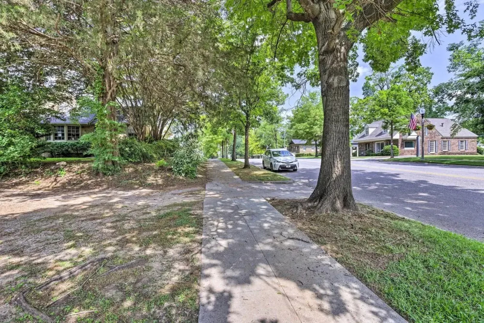 Quaint Leeds Studio w/ Yard ~ 18 Mi to Birmingham!