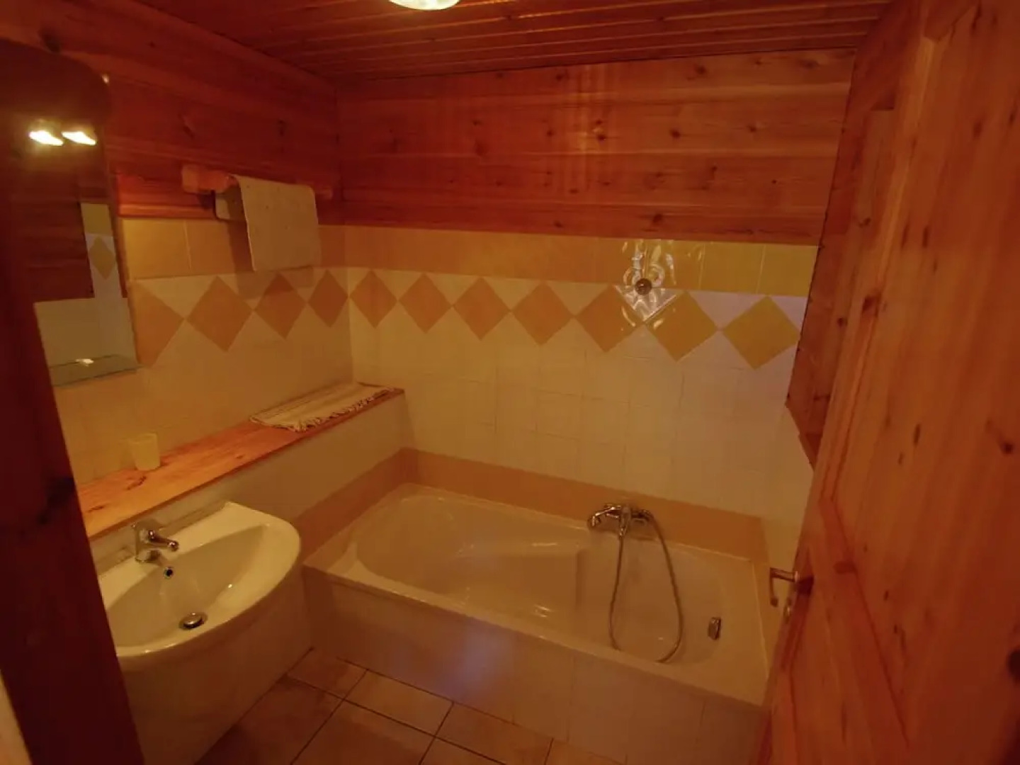 Quaint Holiday Home in Valfrejus with Garden