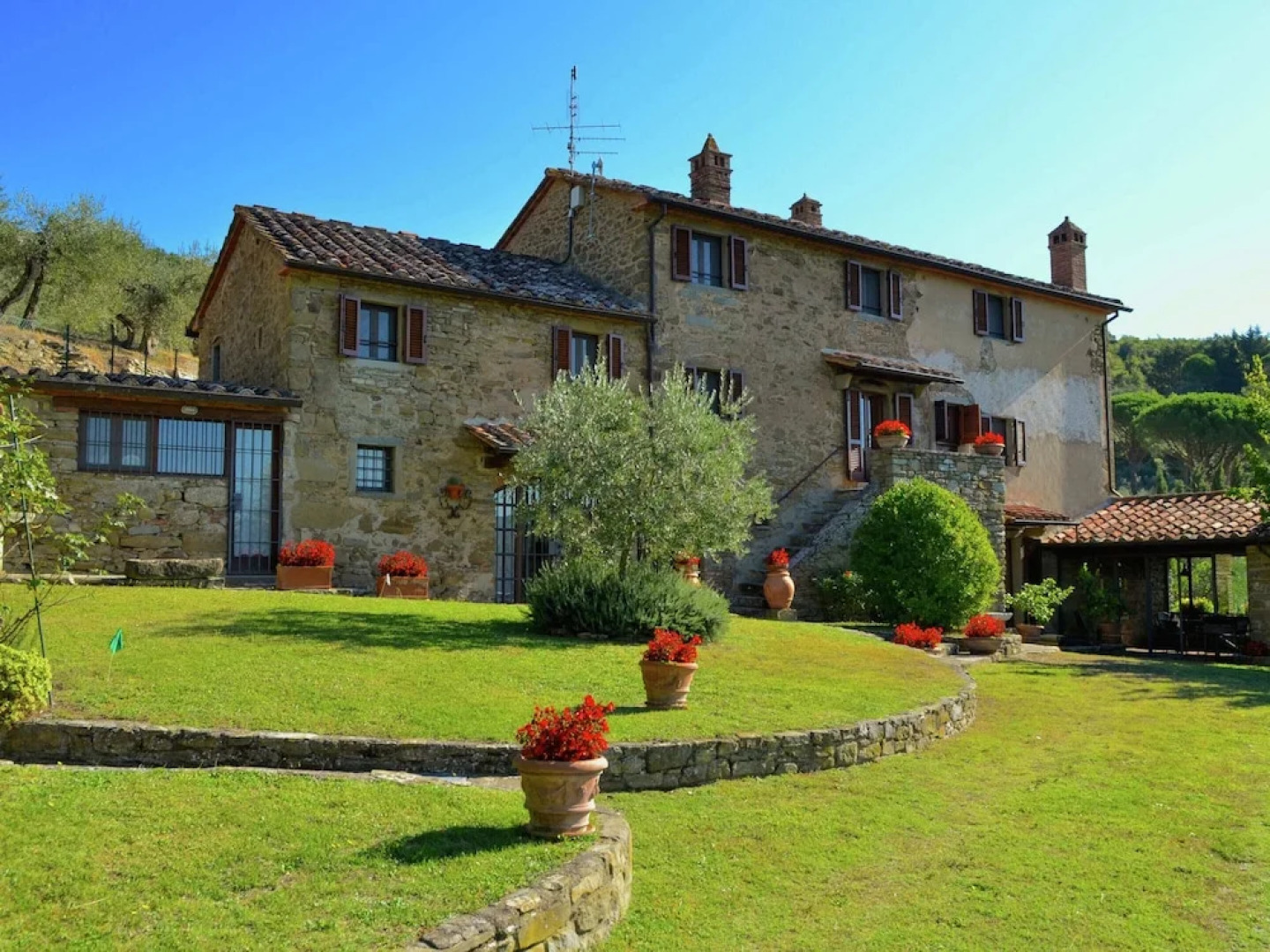 Elegant Villa Near Cortona