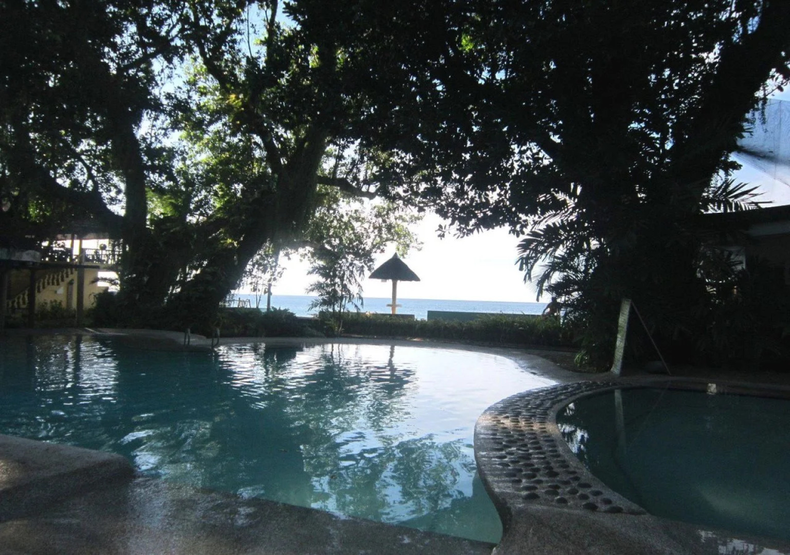 Golden Sunset Beach Club