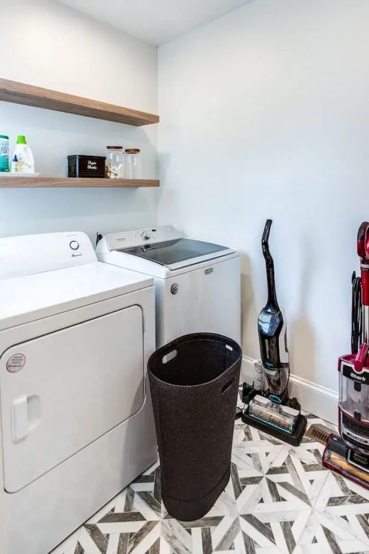 Sunnyside Cottage 3 Bedroom Home by RedAwning