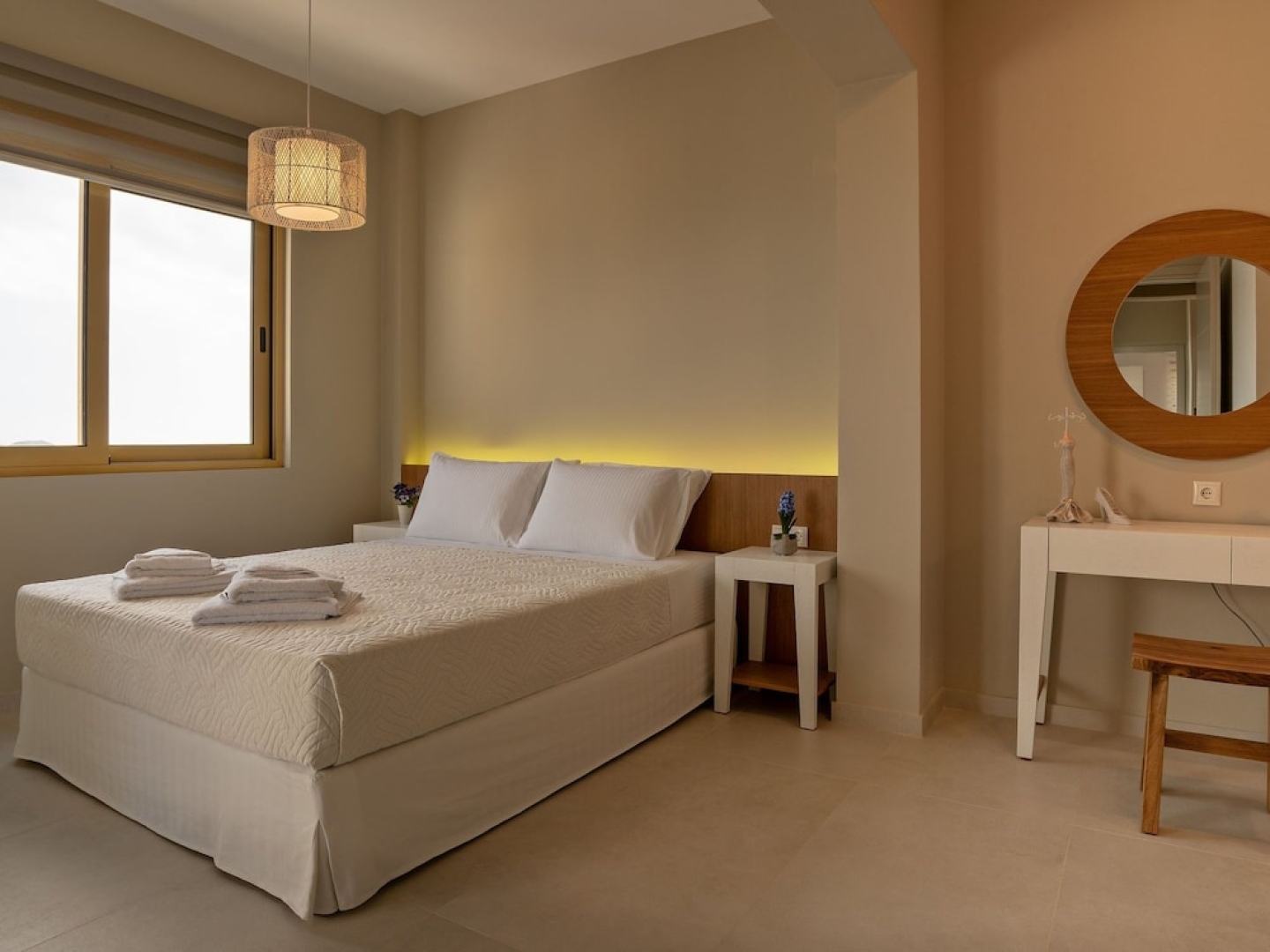 Modern Villa w Private Pool in Plakias, Jacuzzi, Children Area, Ping Pong Table, Walk to Restaurant