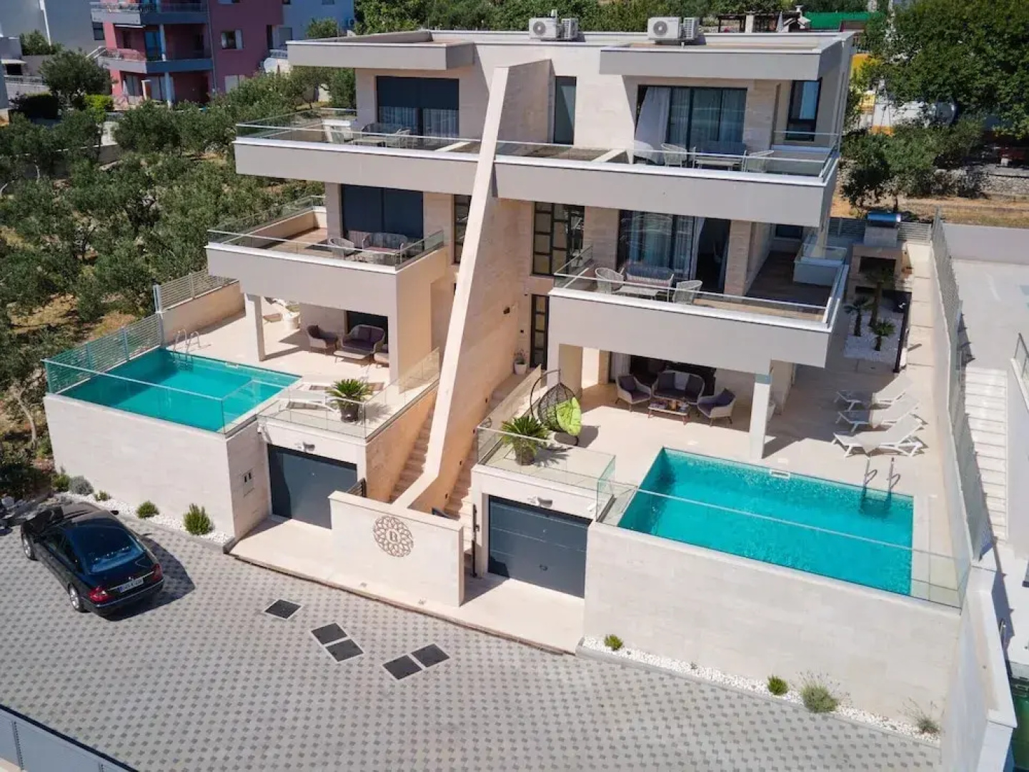 Barbarella Luxury Villas