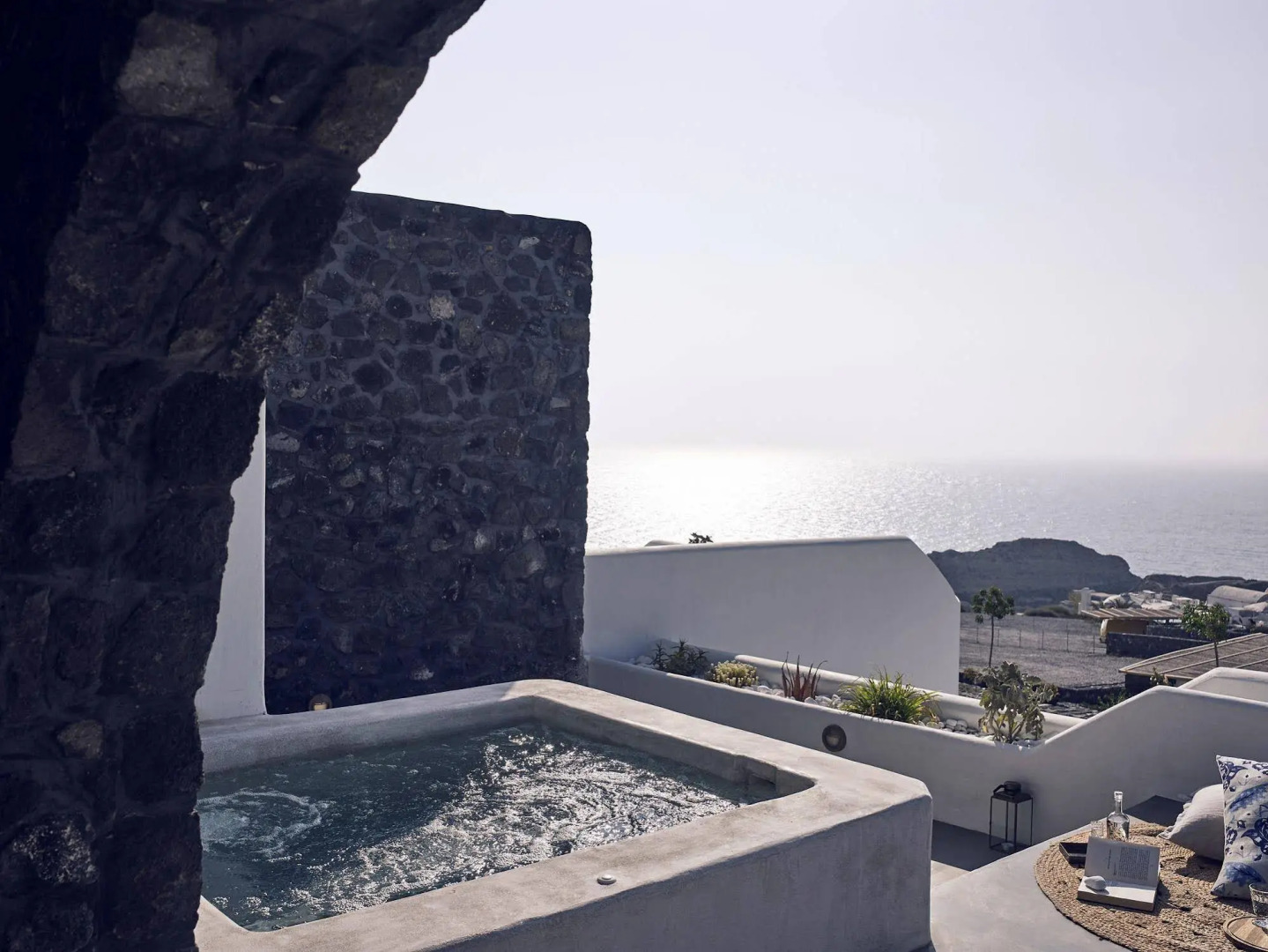 Santo Pure Oia Suites and Villas
